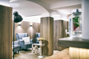 Отель Verwöhnhotel Neuwirt, Гроссарль
